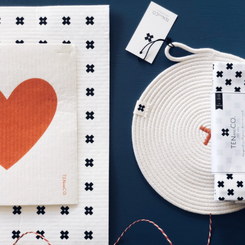Big Love Red Sponge Cloth