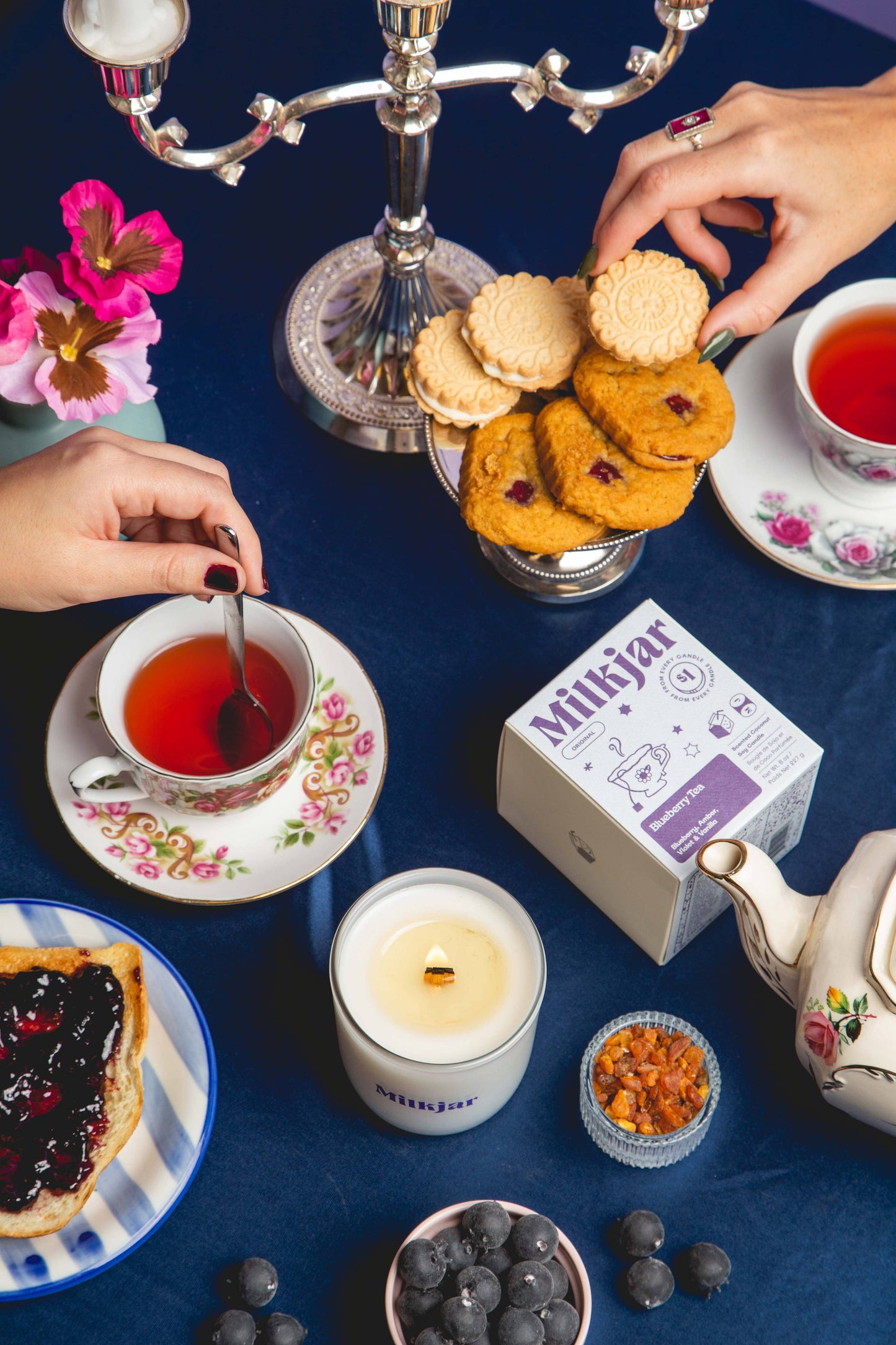 Blueberry Tea - Blueberry, Amber, Vanilla - 8oz Coconut Soy Candle