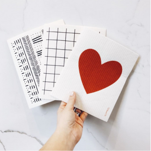 Big Love Red Sponge Cloth