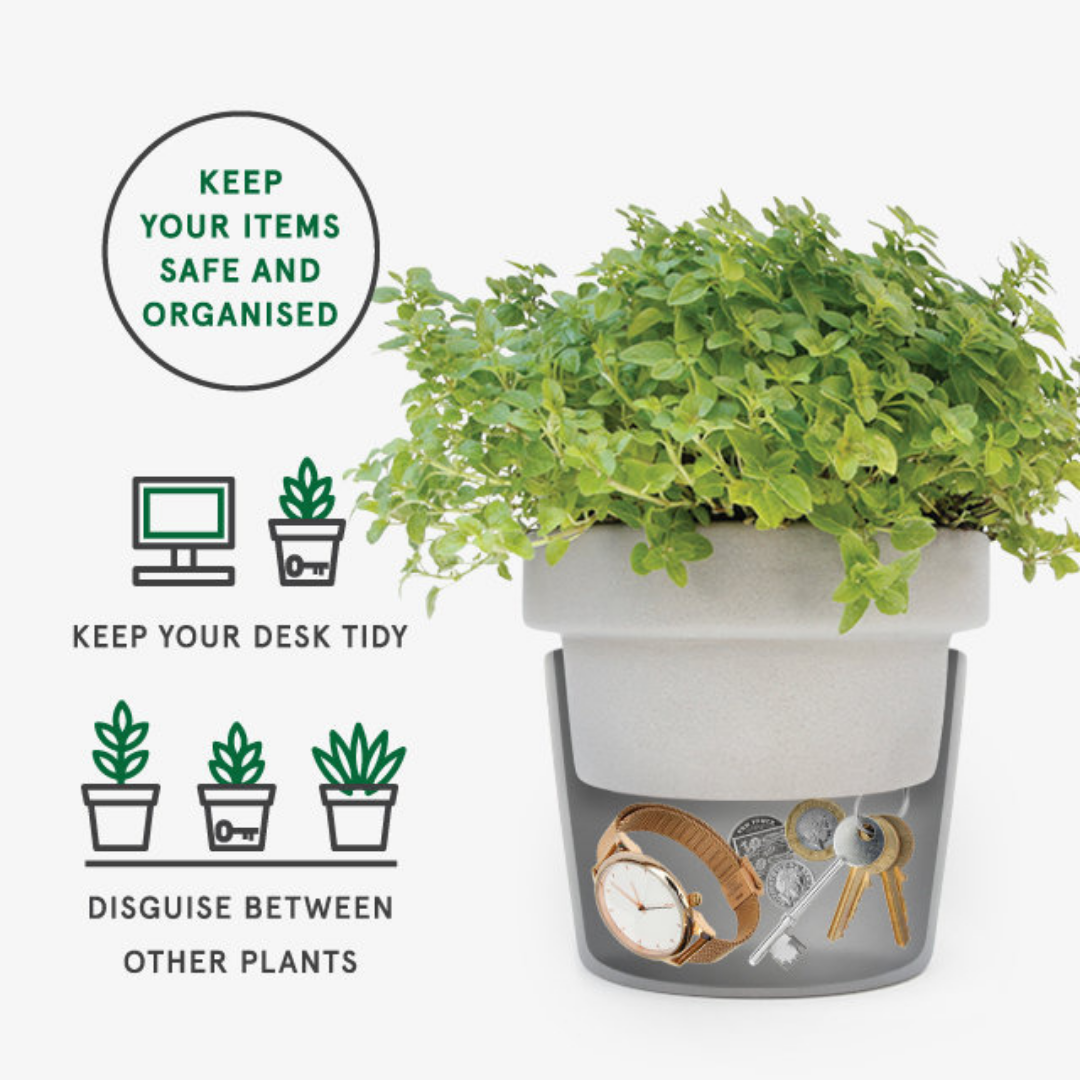 Plant Pot Hideaway
